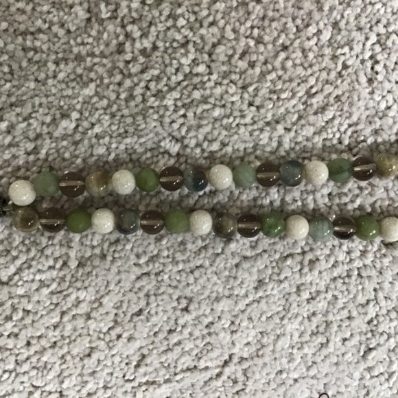 Natural Green, Cream Stone Mala Necklace - Picture 5 of 5